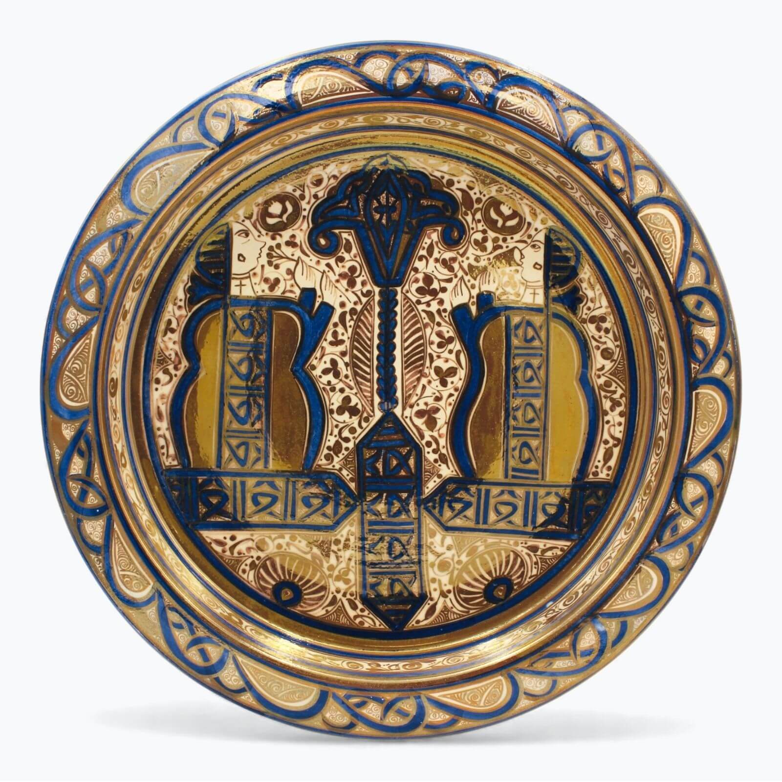 Plato de reflejo metálico con dobles jarras entrelazadas